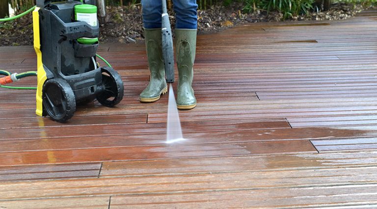 How To Pressure Wash A Wood Deck Check Appliance 2446