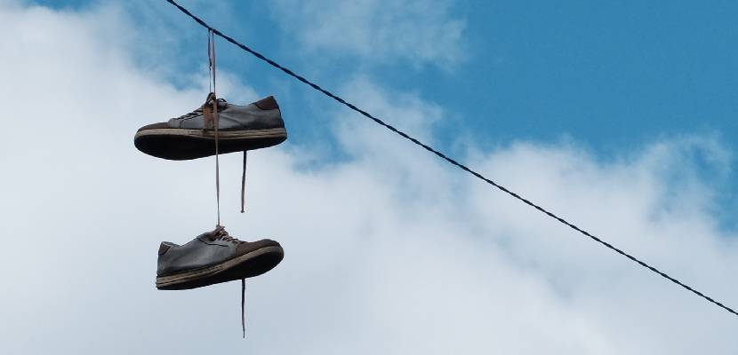 line drying shoes