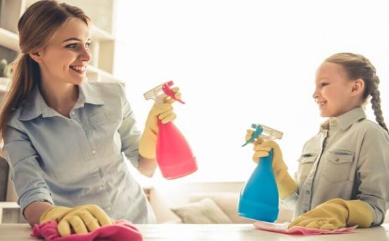 11 Simple Habits Tired Women Use Daily to Keep Their Homes Clean Without Burning Out