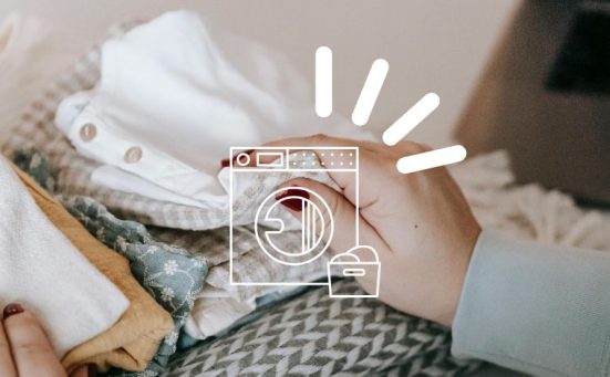 The overnight laundry hack everyone’s talking about (fixes stains, smells & faded whites)!