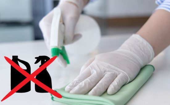 Warning: Experts reveal mixing these 2 common cleaners releases toxic gas
