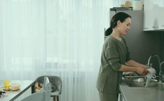 How to Have A Housewife-Worthy Home When You Work Full-Time