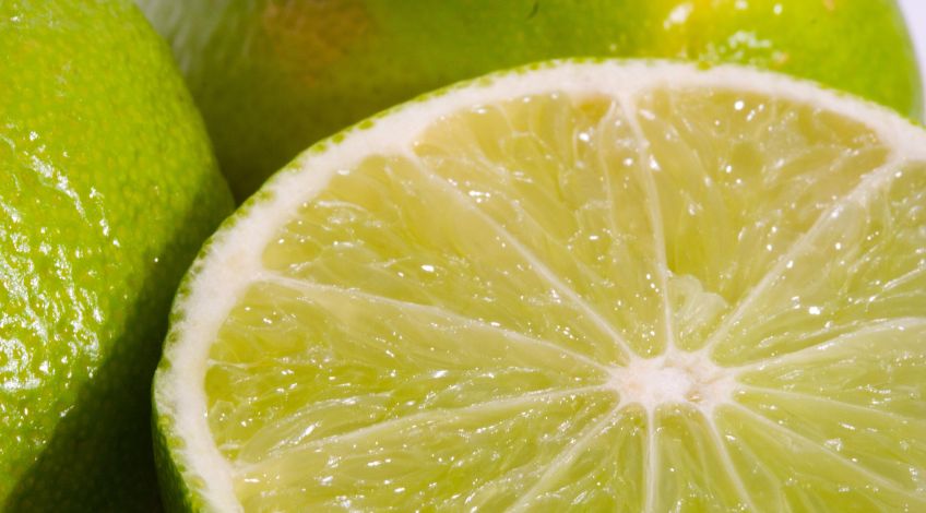 sliced lime