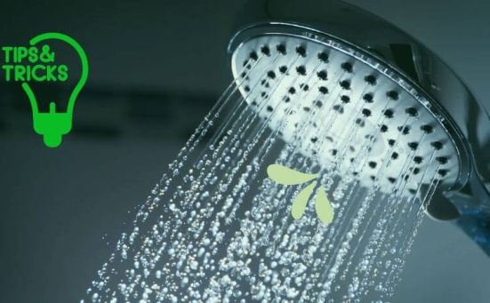 Bathroom a Mess? Try These 7 Shower Cleaning Hacks First