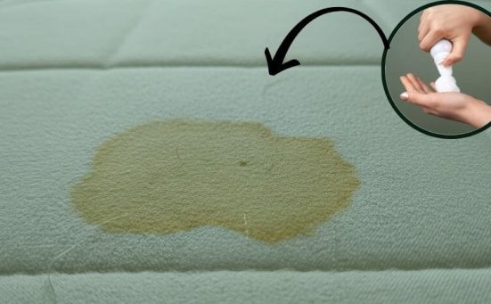 People Are Cleaning Their Mattresses Using Shaving Foam - And It Works